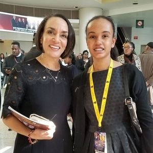 Meet your Posher, Rebekah